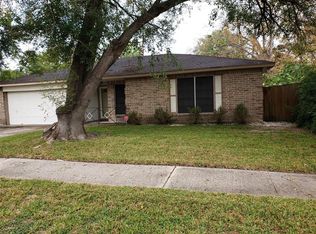 10010 Appleridge Dr, Houston, TX 77070