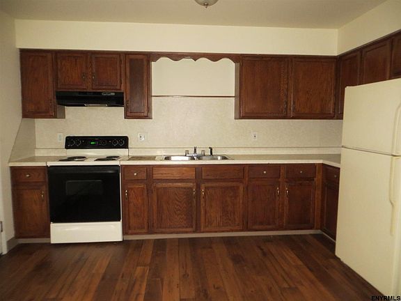 3rd image of 1777 Central Ave APT 2
