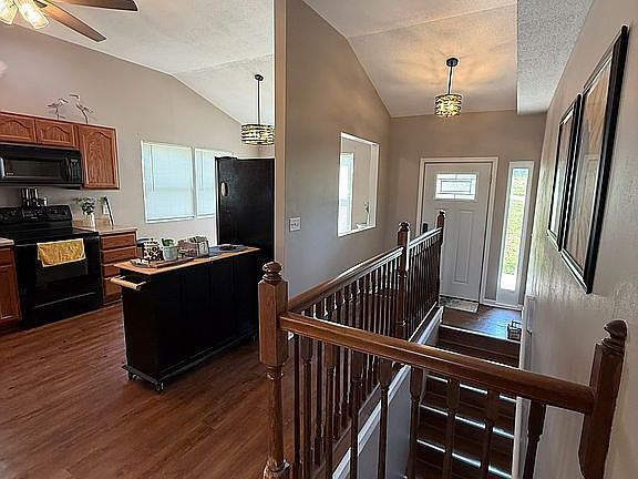 5th image of 4771 Trout Ln