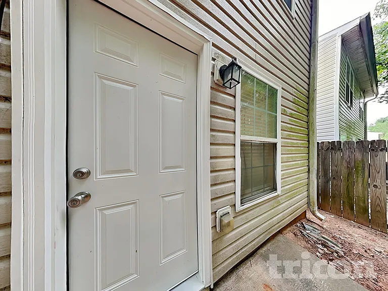 269 Lossie Ln — Photo 17