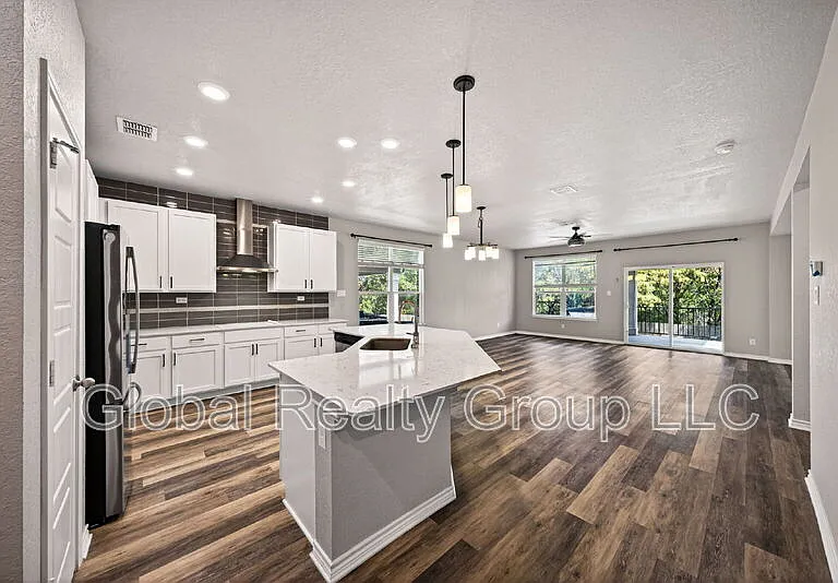 4610 Sebastian Oak — Photo 21