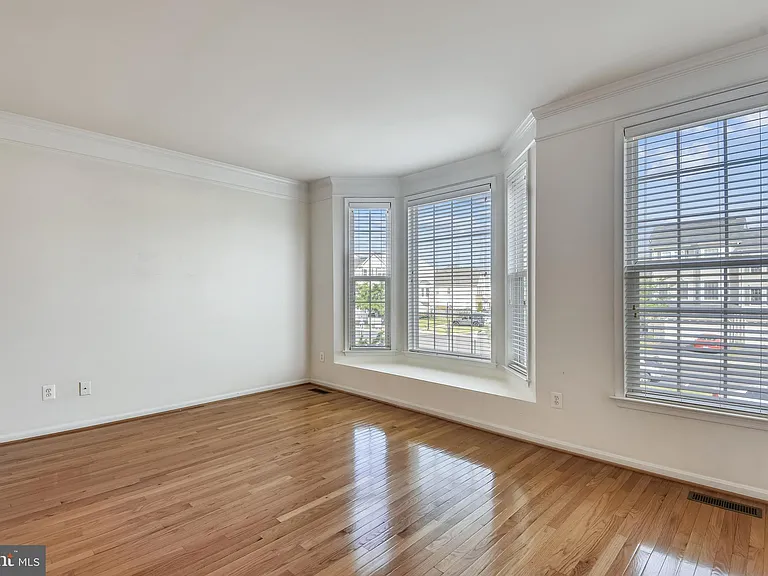 25082 Cypress Mill Ter — Photo 13