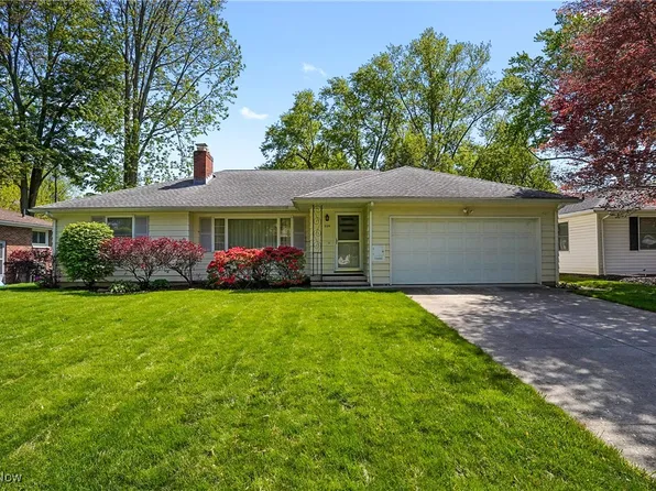 225 Miami Ave, Elyria, OH 44035