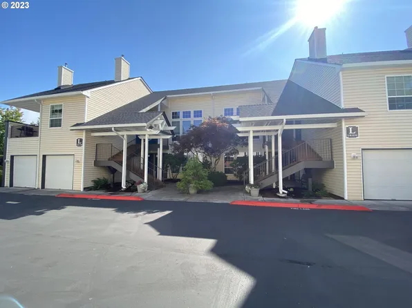 13210 SE 7th St #L58, Vancouver, WA 98684