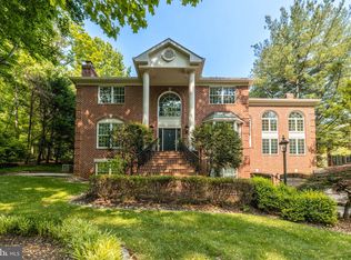 1941 Valleywood Rd, McLean, VA 22101