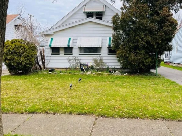 19551 Tyronne Ave, Euclid, OH 44119