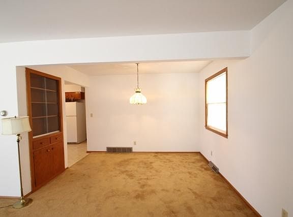 5th image of 2409 W Plainfield Ave