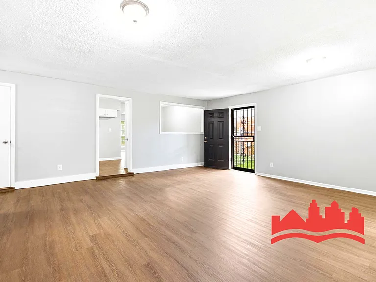 4921 Shayne Ln — Photo 12