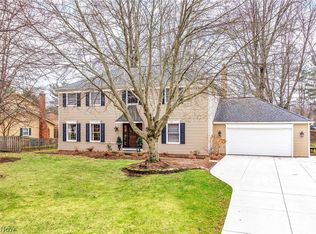 31343 Roberta Dr, Bay Village, OH 44140