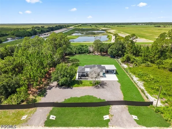 7711 Wheeler Rd, Labelle, FL 33935
