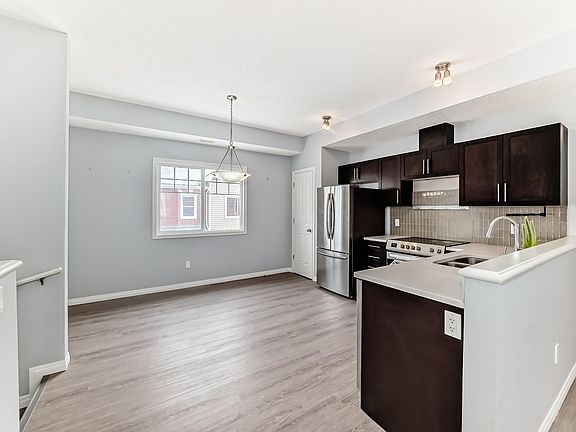 4th image of 460 Hemingway Rd NW #47