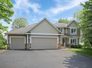 6933 Prairie Ct S, Cottage Grove, MN 55016