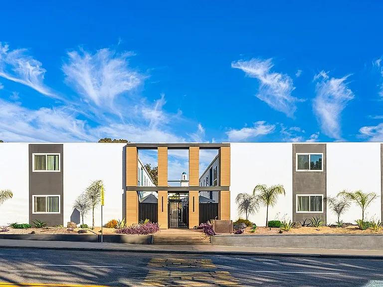 The Sophia at Mount Helix — Photo 41