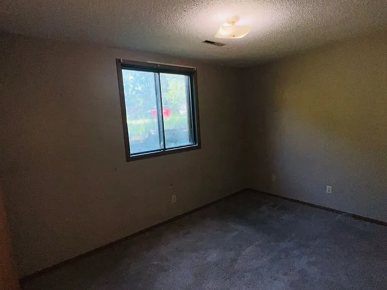 967 Boston Way — Photo 11
