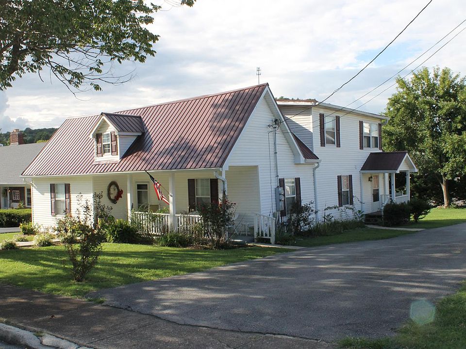 1st image of 504 W High St
