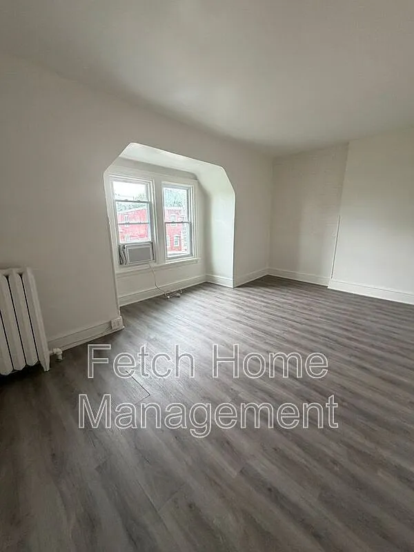 Building Photo - 441 W Orange St #3B