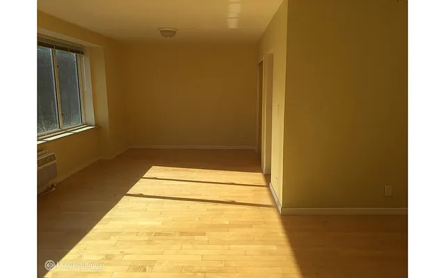 Rented by Douglas Elliman | media 13