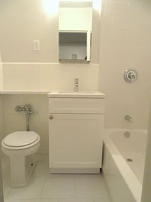 Rented by Paley Management | media 13