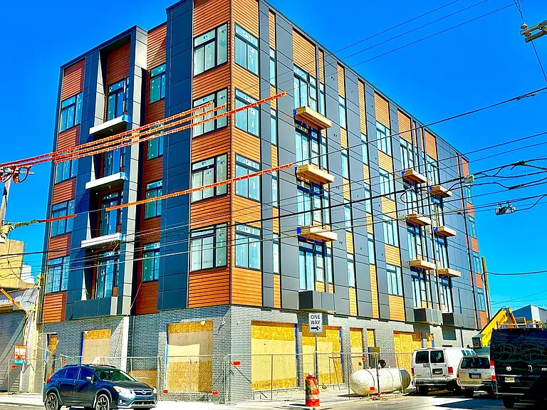 1801-05 N 2nd St #204 — Photo 33