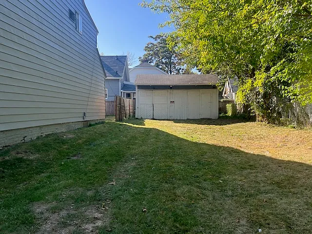 1106 White St — Photo 4