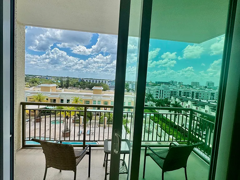 800 N Tamiami Trl #708 — Photo 15
