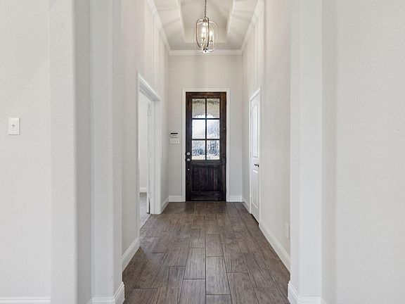 4th image of 395 Haven Rd