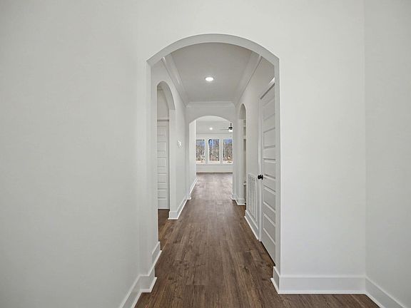 5th image of 1035 Fortitude Trl