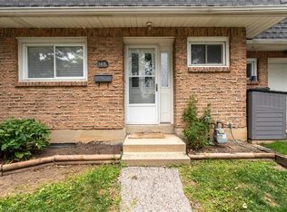 2050 Upper Middle Rd #165, Burlington, ON L7P3R9
