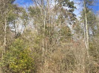 Rose Creek Rd, Morganton, NC 28655