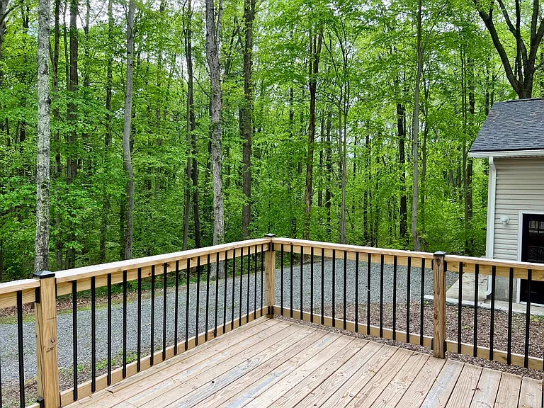 6408 Chatterton Ln — Photo 3
