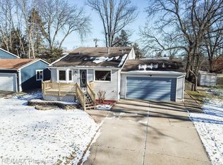 2056 Royalton, Wixom, MI 48393