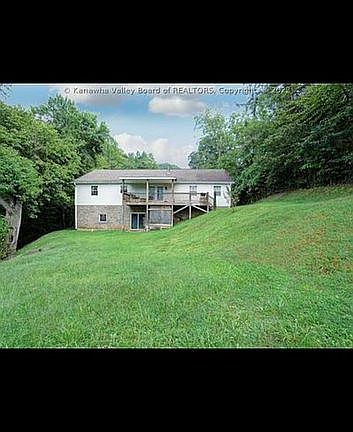 4th image of 302 Hickory Rd
