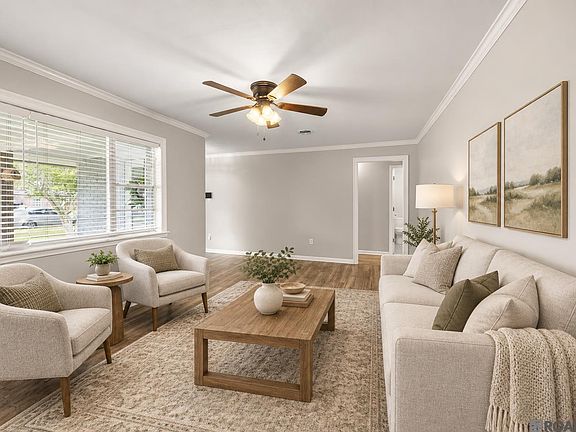 4th image of 110 Joan St