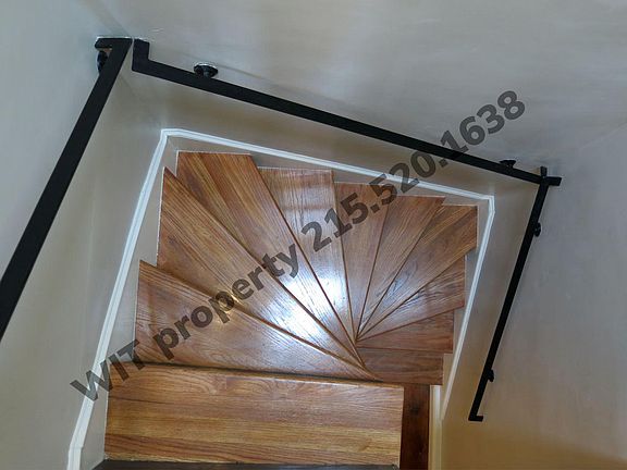 5th image of 953 N Randolph St #1