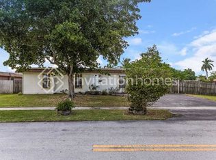 6904 NW 79th St, Fort Lauderdale, FL 33321