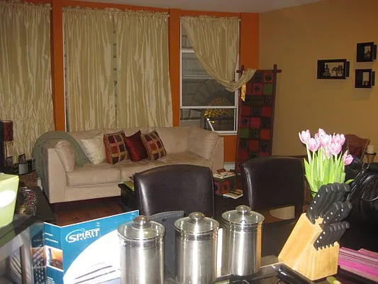 Rented by Skygroup Realty | media 32