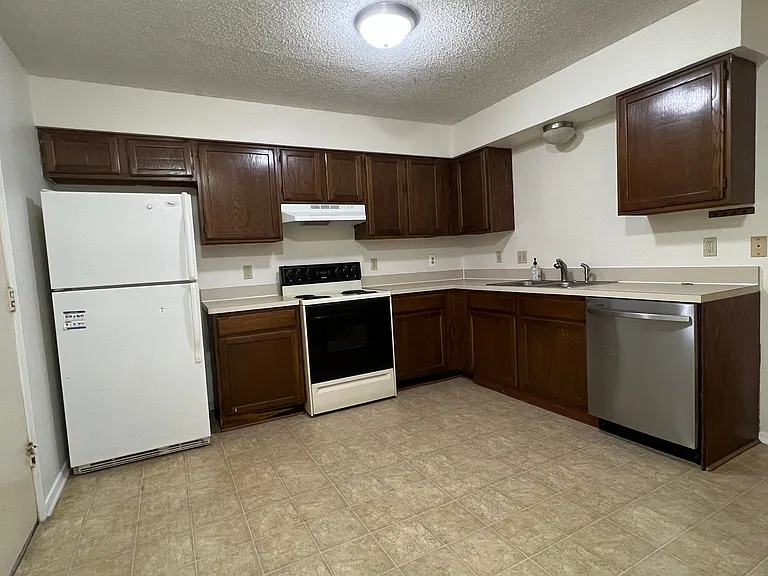 624-630 Wolftrap Dr #626 — Photo 7