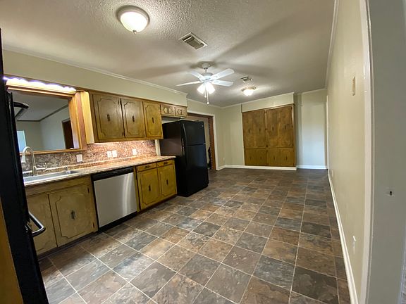 kitchen dinette view one