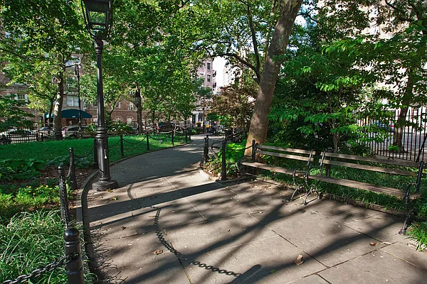 Sold by Corcoran | media 14