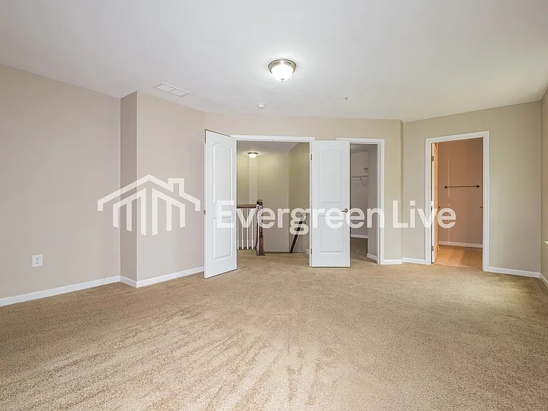 3126 Raintree Dr — Photo 7