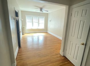 1370.5 W Estes Ave #3S, Chicago, IL 60626