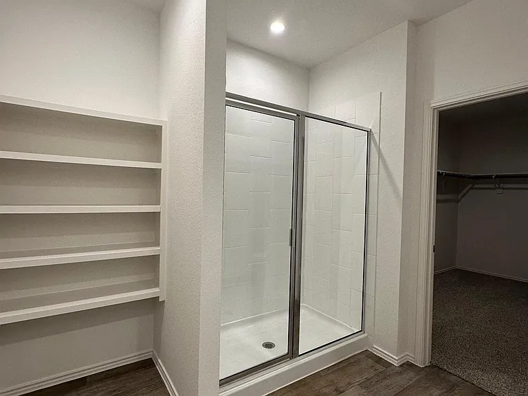 4251 Berwick Park Ln — Photo 3