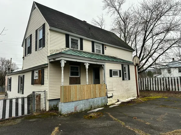 18 Porter Bridge Road, Mexico, ME 04257