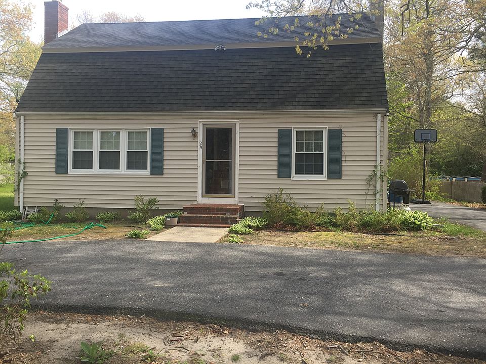 1st image of 25 Carolyn Dr