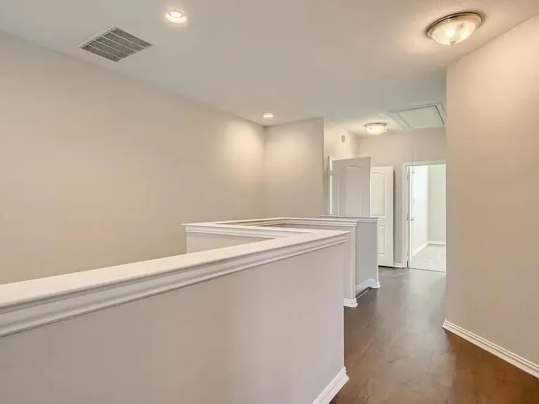 206 Alexandra Ave #1 — Photo 3
