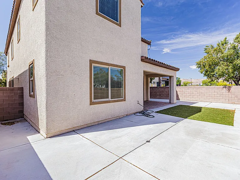 8538 Helvetia Ln — Photo 48