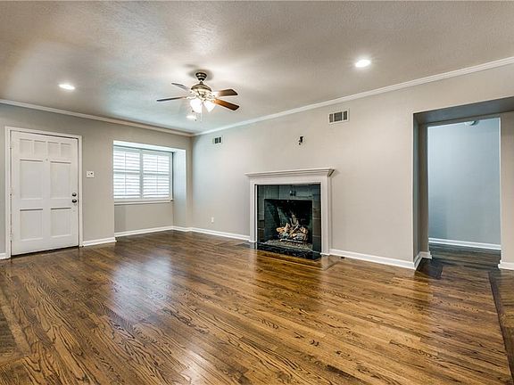 3rd image of 6910 Wildgrove Ave