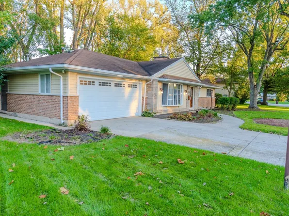 403 S Orchard Dr, Park Forest, IL 60466