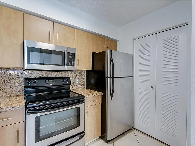 4350 NW 107th Ave #204 — Photo 10