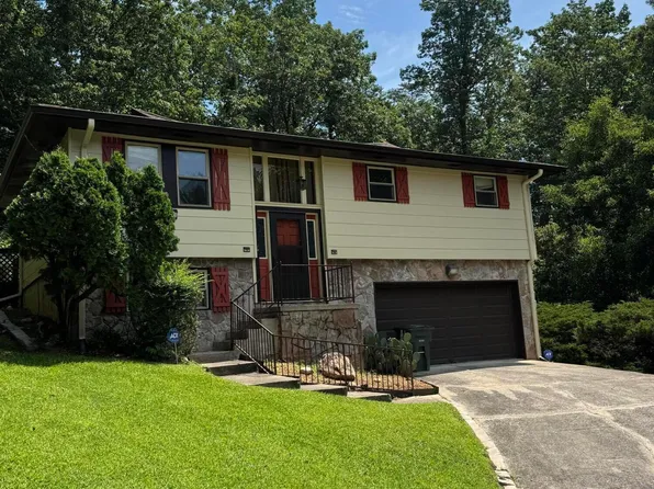 311 Branch Dr, Hixson, TN 37343